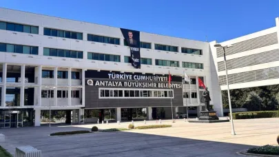 Antalya Büyükşehir Belediyesi’ne Soruşturma: 20 Kişi Hakkında Gözaltı Kararı