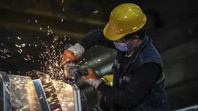 TÜİK Açıkladı: Sanayi Üretimi Temmuzda Aylık Bazda Geriledi