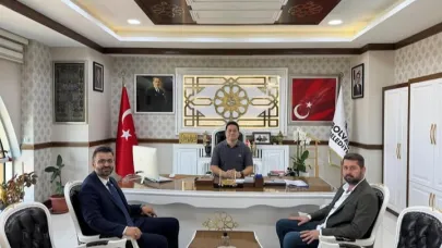 Kütahya Vakıflar Bölge Müdürü Çınar’dan Bolvadin Belediye Başkanı Aynacı ’ya Ziyaret