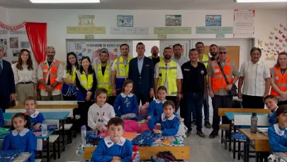 Ankara-İzmir Yüksek Hızlı Tren Projesi Ekibinden Karacaören İlkokuluna Destek