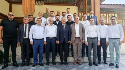 AK Parti Afyonkarahisar İl Başkanlığı'ndan "Konya Modeli Belediyecilik” Çalıştayı’na Katılım