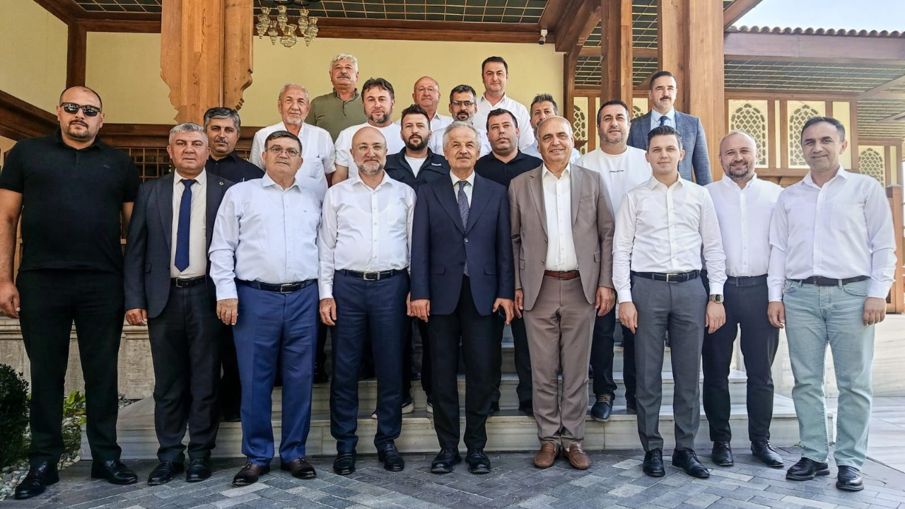 AK Parti Afyonkarahisar İl Başkanlığı'ndan "Konya Modeli Belediyecilik” Çalıştayı’na Katılım