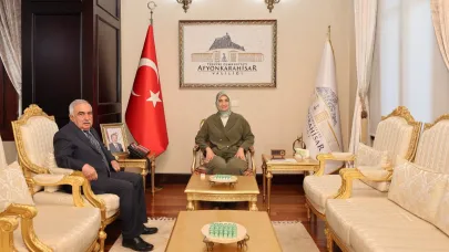 Vali Yiğitbaşı, Her Kesimden Vatandaşları Makamında Ağırladı