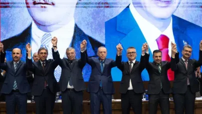 Seydişehir ve Emirgazi Belediye Başkanları AK Parti’ye Katıldı: Rozetleri Erdoğan Taktı
