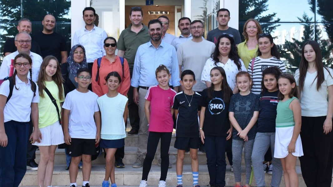 Afyonkarahisarlı Genç Sporcular, GSB İl Müdürü Aslan’la Bir Araya Geldi