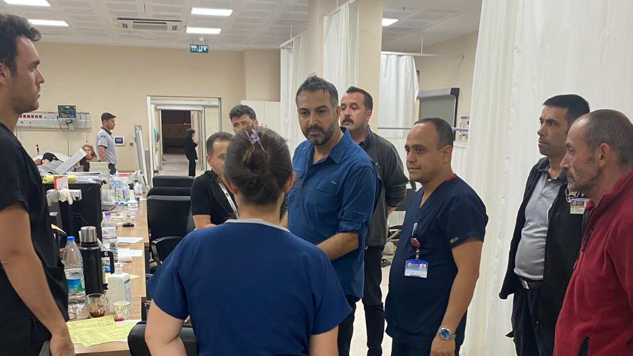 Başhekim Aydın Balcı'dan Gece Mesaisi: AFSÜ Hastanesi'nde Temizlik Denetimi