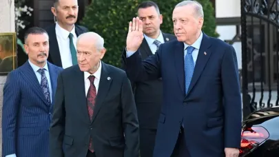 Devlet Bahçeli İki Belediye Başkanı İçin Tahliye ve Göreve İade İstedi