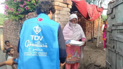 TDV Pakistan’da Selzedelere Umut Oluyor