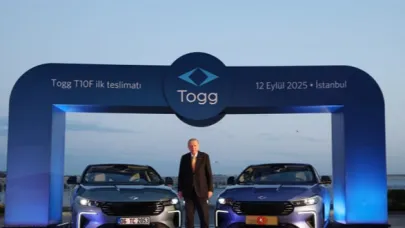 Cumhurbaşkanı Erdoğan, yeni TOGG TF10 ile deneme sürüşü yaptı