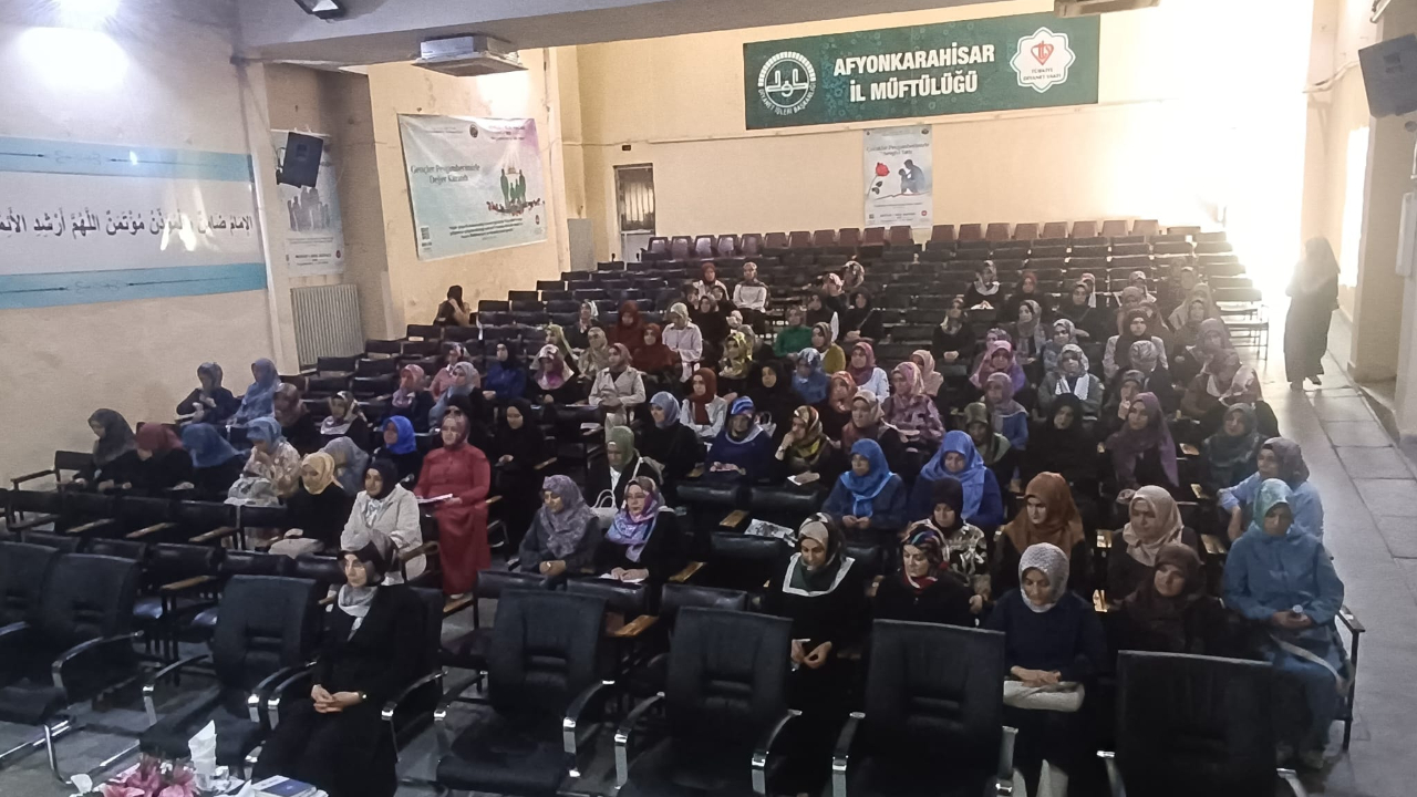 Afyon’da Kur’an Kursu Öğreticileri Yeni Eğitim Yılına Hazırlanıyor