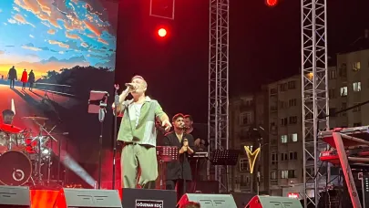 Park Afyon’un 10. Yılında Oğuzhan Koç Sahneyi Salladı