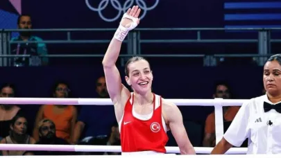 Buse Naz Çakıroğlu Dünya Şampiyonası’nda Finalde!