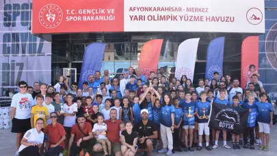 Triatlon Heyecanı Afyon’da Zirve Yaptı: 95 Sporcu Aynı Parkurda Buluştu!