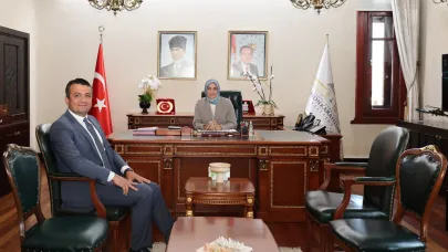 Vali Yiğitbaşı, Eski Vali Yardımcısını Makamında Ağırladı