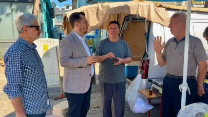 İktidarın Taktığı Gözlükten Bakınca Her Şey Toz Pembe Görünüyor!