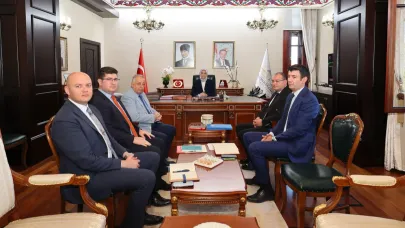 Vali Yiğitbaşı, Yardımcılarıyla Afyonkarahisar’da Kamu Hizmetlerini Masaya Yatırdı