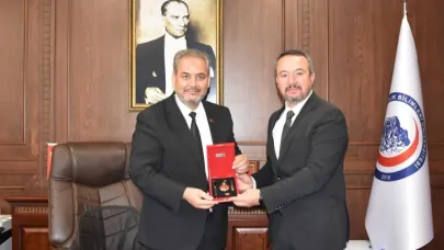 Sandıklı Belediye Başkanı Öztaş’tan AFSÜ’ye Hayırlı Olsun Ziyareti