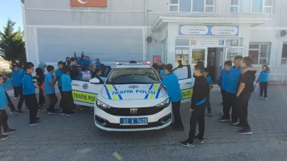 Afyon Emniyeti’nden Öğrencilere Trafik Ve Güvenlik Eğitimi