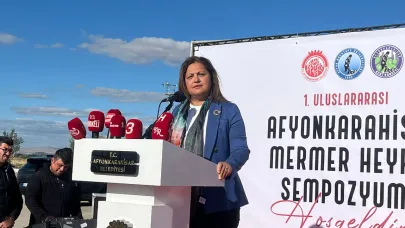 Afyonkarahisar’da Uluslararası Mermer Heykel Sempozyumu Başladı