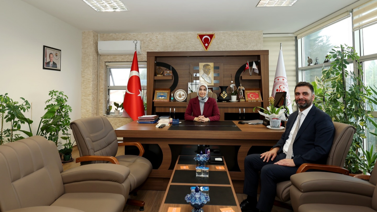 Vali Yiğitbaşı, Gençlik ve Spor İl Müdürlüğü’nü Ziyaret Etti!