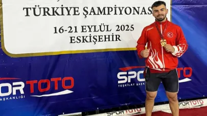 Afyonlu Halterci Türkiye Şampiyonu Oldu