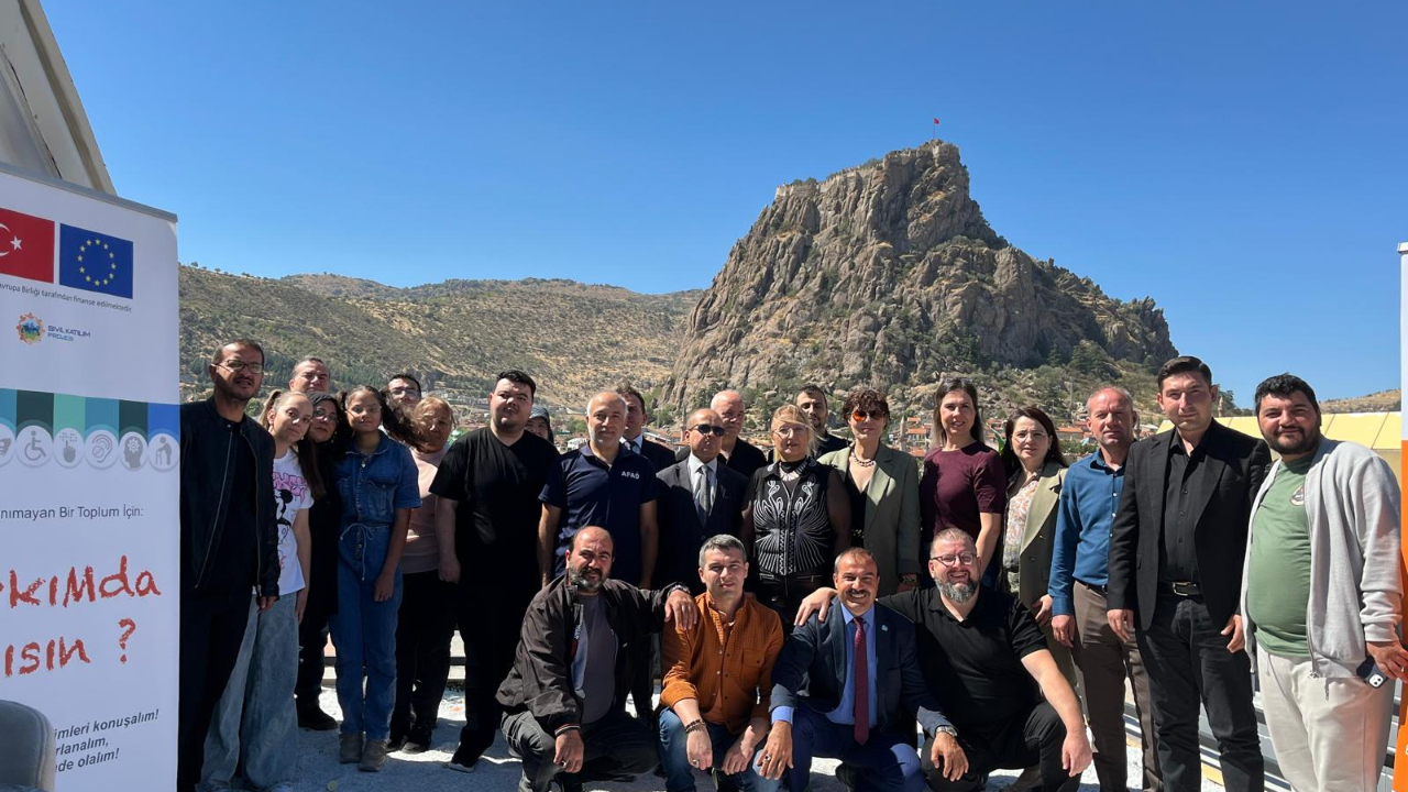 Afyonkarahisar’da “FarkıMda mısın?” Projesi Tanıtıldı