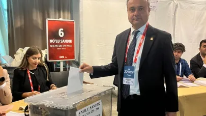 Başkan Erhan: "Darbeye ve Kayyuma Karşı Özgür Özel'in Yanındayız"