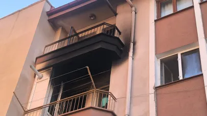 Afyonkarahisar’da Apartman Yangını: Pencereden Atladılar, 3 Yaralı!