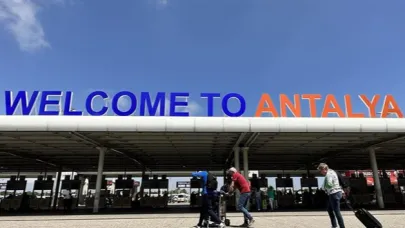 Ege ve Akdeniz Havalimanları Rekora Uçtu