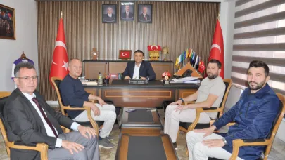 MHP Afyonkarahisar İl Başkanı Kahveci’ye Sinanpaşa Teşkilatından Ziyaret