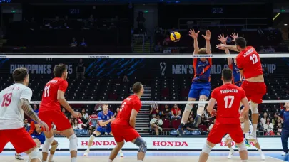 Türkiye – Polonya Voleybol Maçı Ne Zaman, Saat Kaçta ve Hangi Kanalda? Filenin Efeleri’nin Çeyrek Final Heyecanı