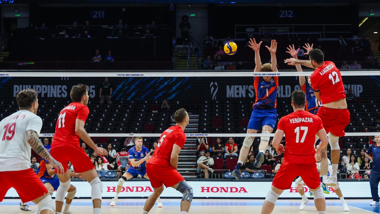 Türkiye – Polonya Voleybol Maçı Ne Zaman, Saat Kaçta ve Hangi Kanalda? Filenin Efeleri’nin Çeyrek Final Heyecanı