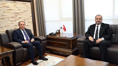 AFSÜ Rektörü Aslan, AKÜ Rektörü Karakaş'ı Ziyaret Etti