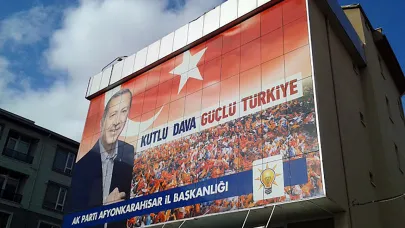 AK Parti’den “İçkili Yer” Kararına Sert Tepki: “Mahkeme Yürütmeyi Durdurdu”