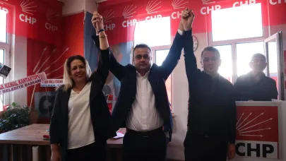 CHP Çay İlçe Kongresi Gerçekleştirildi: Murat Cingöz Yeniden Başkan Seçildi