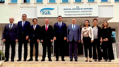 Eski Bakan Veysel Eroğlu SGK İl Müdürü  Çelikbaş’ı  Ziyaret Etti