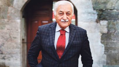 Yavuz Bülent Bâkiler Hayatını Kaybetti: Edebiyat Dünyası Yasta