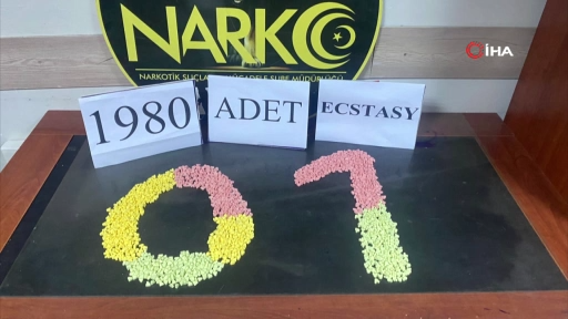 Hoparlörden 2 Bine Yakın Uyuşturucu Hap Çıktı