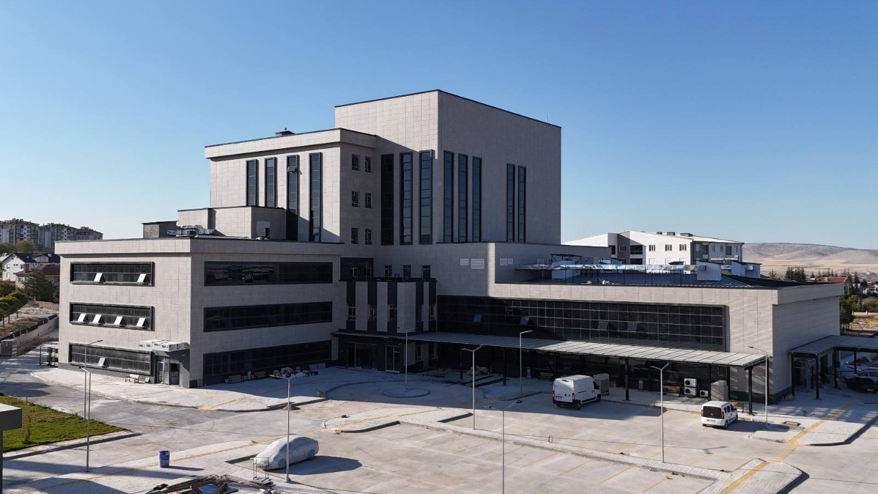 Emirdağ Yeni Devlet Hastanesi Açılışa Gün Sayıyor!