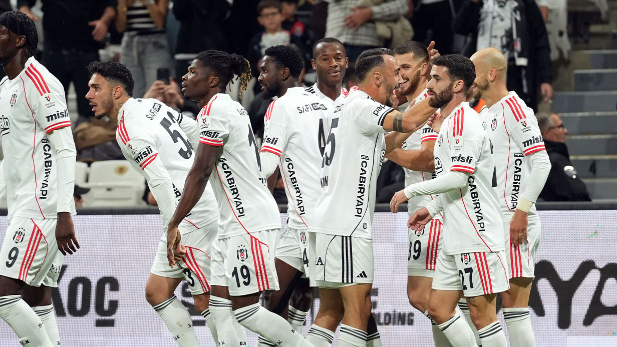 Derbi öncesi moral buldu! Beşiktaş 3 puanı 3 golle aldı