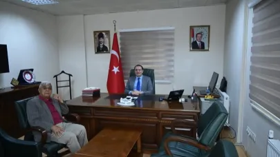 Kaymakam Türker, Emekli Astsubay Çavdar’ı Makamında Ağırladı