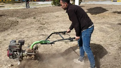 Sandıklı’da Çevre Düzenleme Çalışmaları Sürüyor