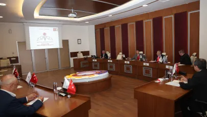Afyon Eğitim Vakfı’ndan Yönetim Kurulu Toplantısı