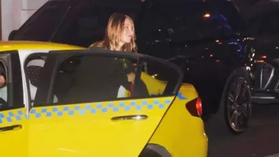 Ünlü Oyuncuyu Taksici Araçtan İndirdi