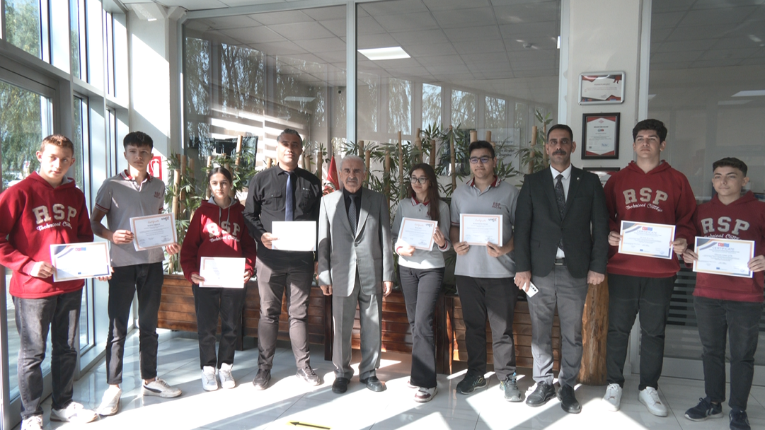 RSP Koleji Öğrencileri Erasmus Eğitimi Sertifikalarını Aldı