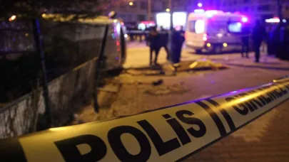 3 Çocuk Annesine Sokak Ortasında Pusu! Eşi Tarafından Vurulan Kadının Durumu Kritik