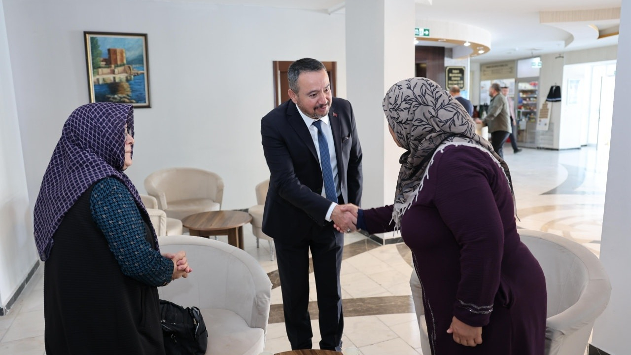 Başkan Öztaş’tan Yaşlılar Haftasında Anlamlı Ziyaret