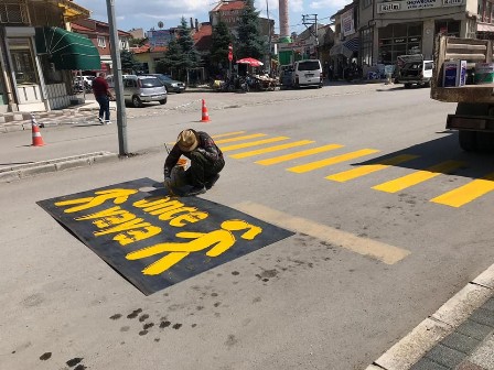 3 boyutlu yaya geçitleri yapıldı