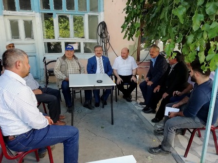 Ak Parti teşkilatı ilçelere çıkartma yaptı