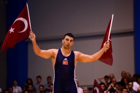 Akdeniz Oyunları'na güreş damgası